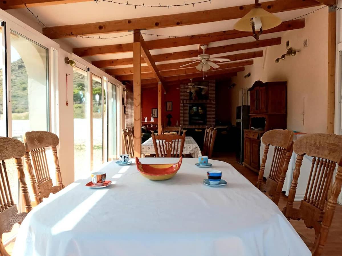 Recovery Mountain Homestay 알리칸테 외부 사진
